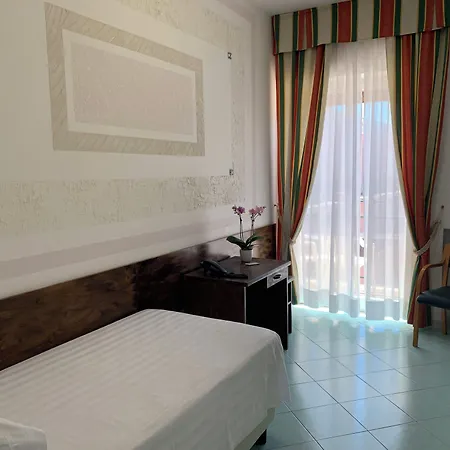 Hotel Conte 3*